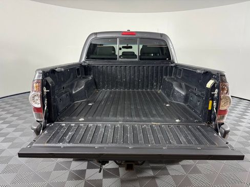Used 2011 Toyota Tacoma 4x4 Double Cab w/ SR5 Pkg #2 image 10