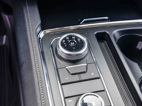 Certified 2024 Ford Expedition XLT image 21