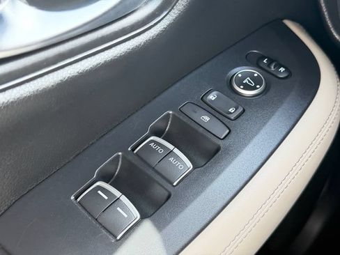 Used 2024 Honda HR-V EX-L image 32