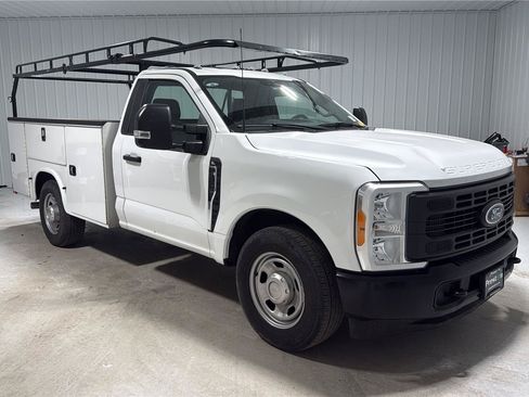 Certified 2023 Ford F350 XL RWD image 8