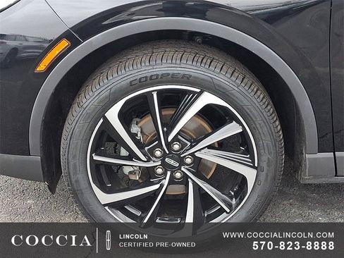 Certified 2023 Lincoln Corsair Reserve w/ Equipment Group 201A image 8