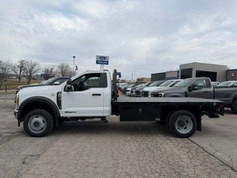 New 2025 Ford F550 4x4 Regular Cab Super Duty image 11