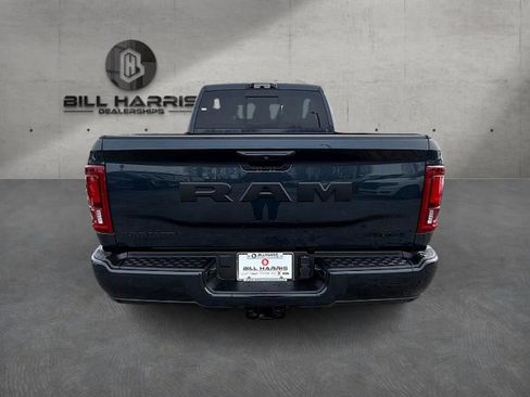 New 2026 RAM 2500 Laramie AWD/4WD image 7