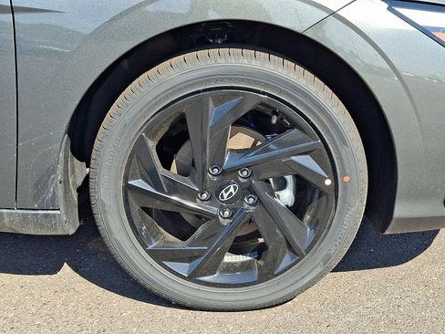 New 2026 Hyundai Elantra SEL Sport Premium FWD image 8