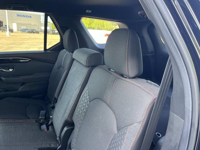 New 2026 Honda Pilot Sport image 17
