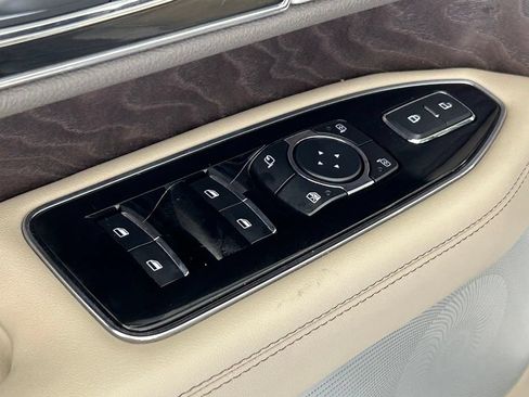 Used 2023 Lincoln Navigator L Reserve AWD/4WD image 37