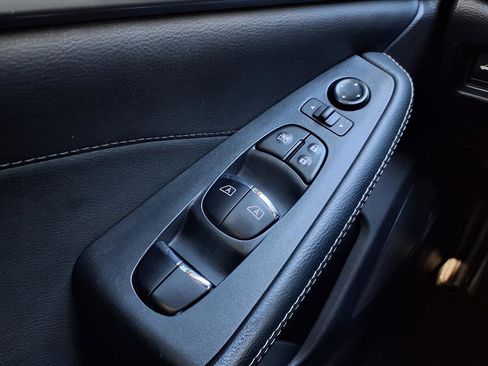 Used 2022 Nissan Maxima SV w/ Floor Mat Group image 23