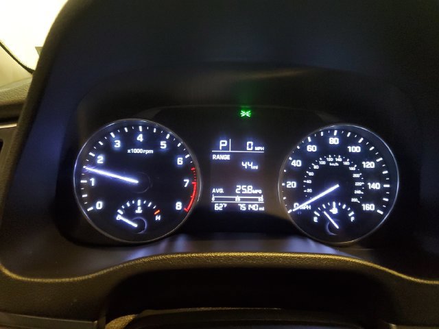 Used 2017 Hyundai Elantra SE FWD image 17