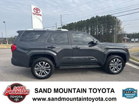 Used 2025 Toyota 4Runner Limited image 2