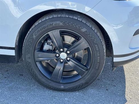 Used 2018 Land Rover Range Rover Velar S image 7