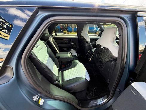 Used 2025 Land Rover Range Rover Sport SV Edition Two image 34