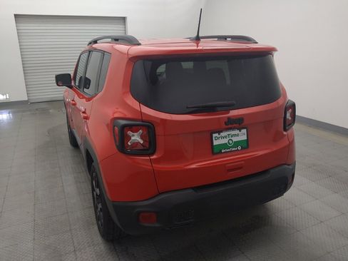 Used 2020 Jeep Renegade Altitude FWD image 6