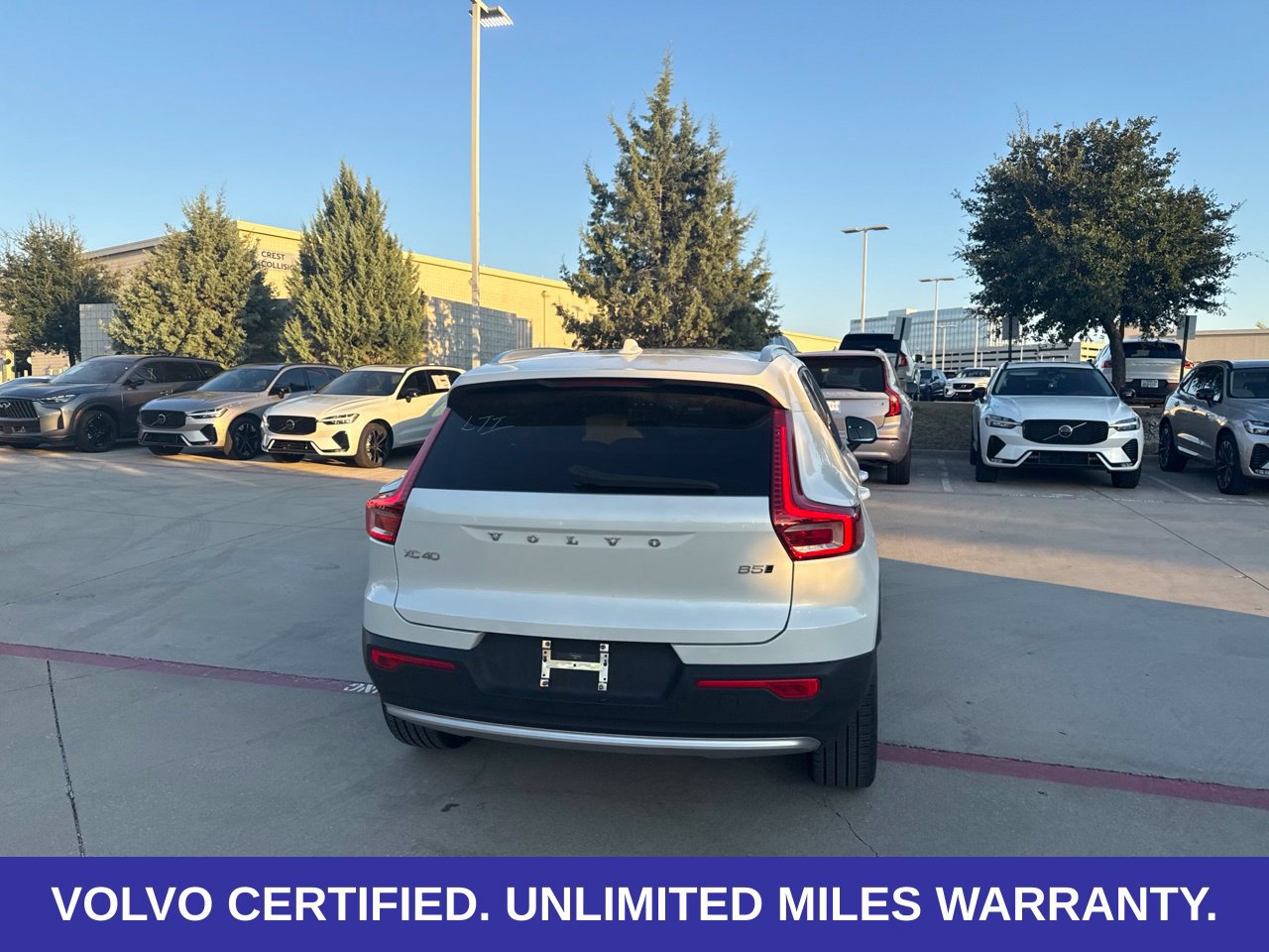 Certified 2024 Volvo XC40 B5 Ultimate w/ Protection Package Premier AWD/4WD image 17