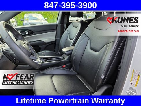 Used 2025 Jeep Compass Limited AWD/4WD image 21