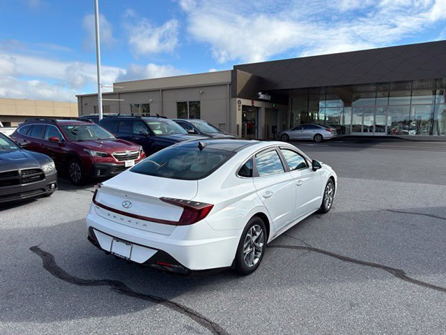 Certified 2023 Hyundai Sonata SEL w/ Convenience Package FWD image 8
