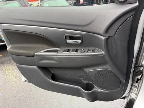 Used 2022 Mitsubishi Outlander Sport LE image 23