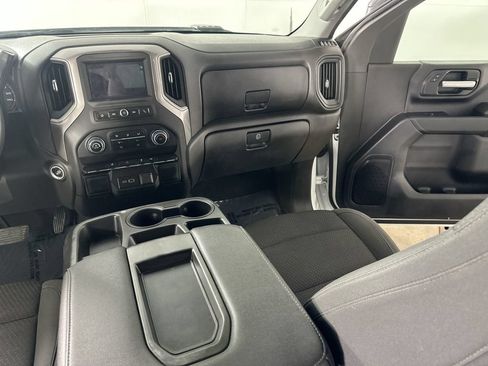 Used 2024 Chevrolet Silverado 2500 Custom RWD image 18