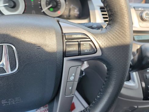 Used 2013 Honda Odyssey Touring image 19