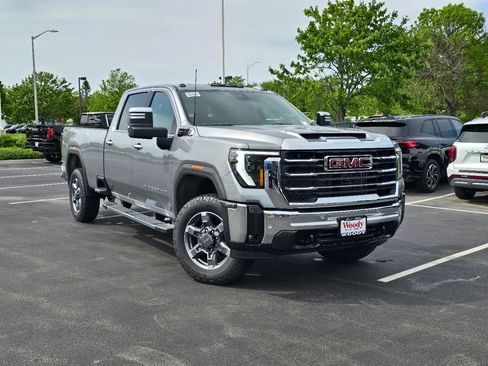 New 2026 GMC Sierra 3500 SLT w/ SLT Premium Package AWD/4WD image 2