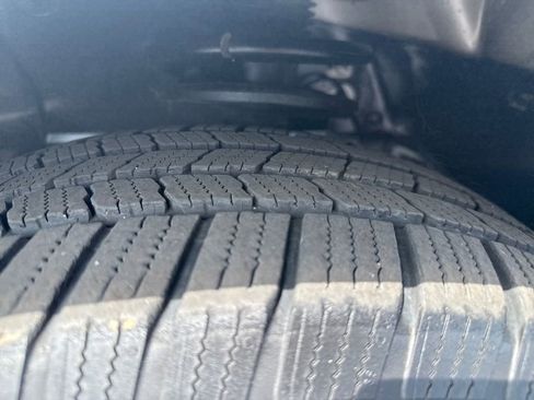 Used 2016 Chevrolet Traverse LTZ image 35