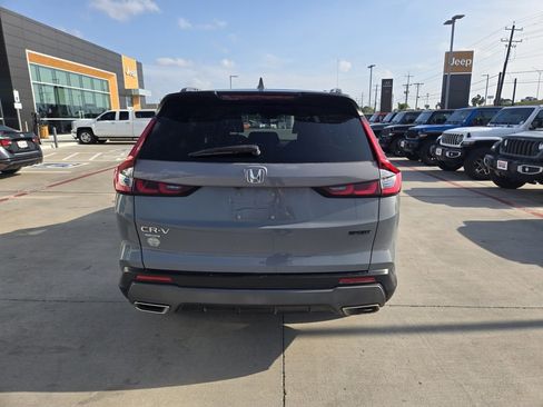 Used 2023 Honda CR-V Sport image 4