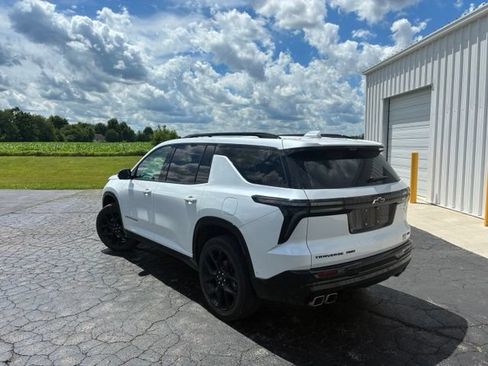Used 2024 Chevrolet Traverse RS AWD/4WD image 3