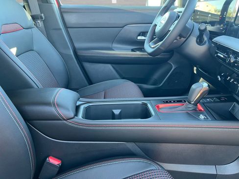 New 2026 Nissan Kicks SR w/ Cold Weather Package image 24