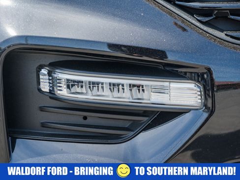 Used 2023 Ford Explorer ST-Line w/ Class IV Trailer Tow Package AWD/4WD image 14
