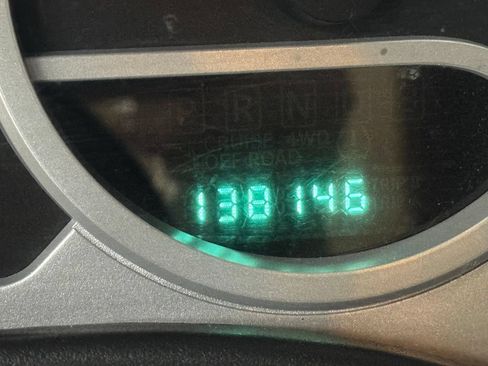 Used 2010 Jeep Wrangler Unlimited Sport AWD/4WD image 10