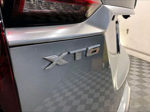 Used 2024 Cadillac XT6 Premium Luxury FWD image 30