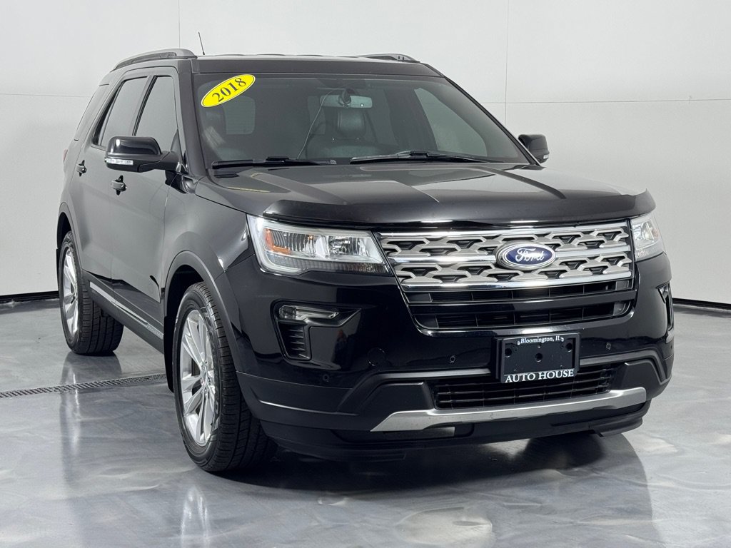Used 2018 Ford Explorer XLT w/ Equipment Group 202A AWD/4WD image 3