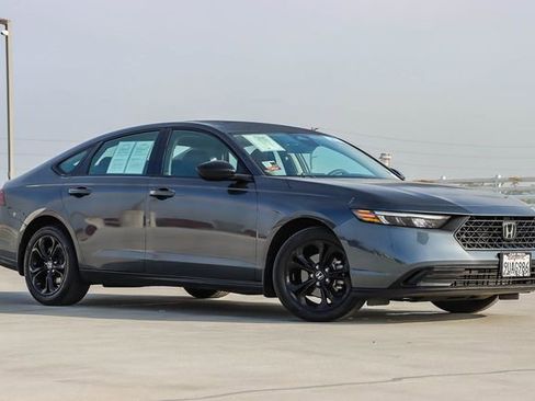 Certified 2025 Honda Accord SE image 2