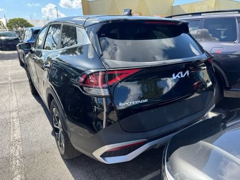 Certified 2024 Kia Sportage EX FWD image 4