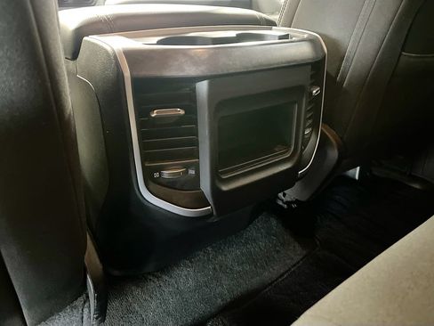 Used 2022 RAM 1500 Big Horn AWD/4WD image 23