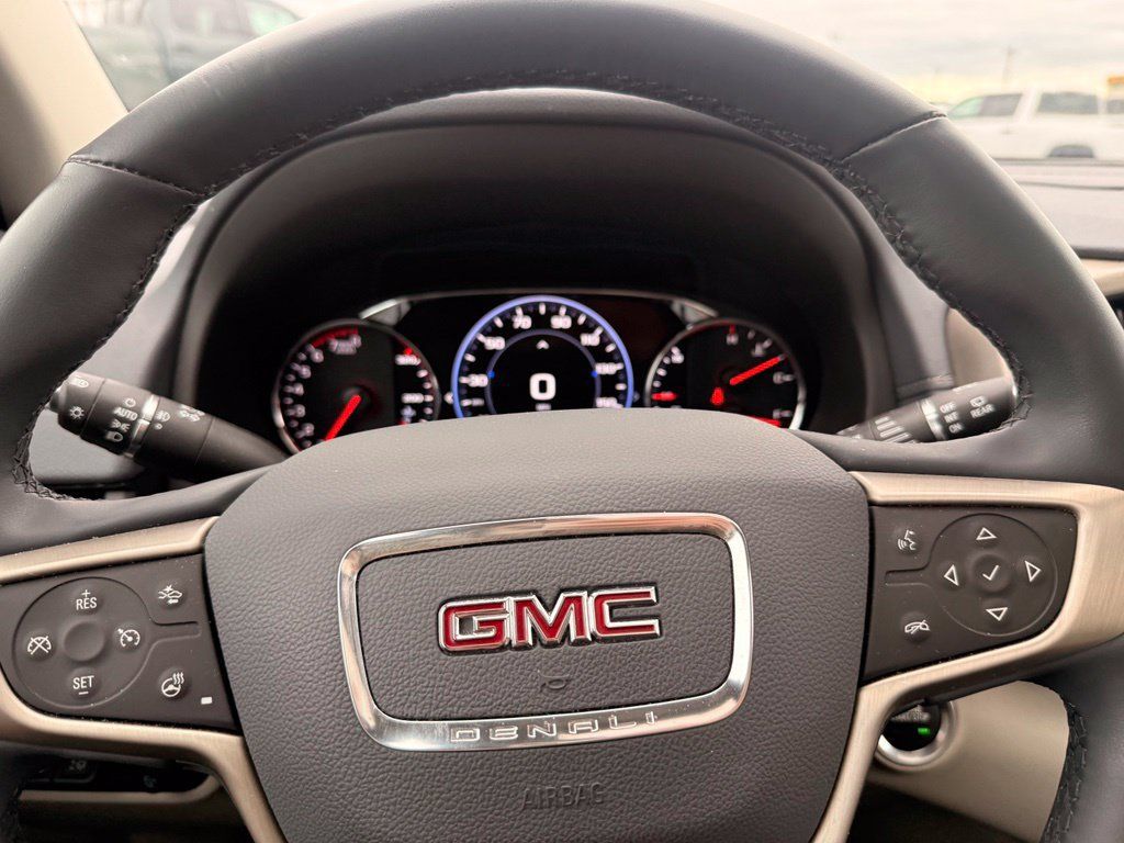 Used 2023 GMC Terrain Denali AWD/4WD image 9