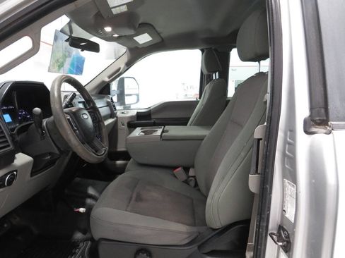 Used 2018 Ford F250 XL w/ Power Equipment Group AWD/4WD image 15