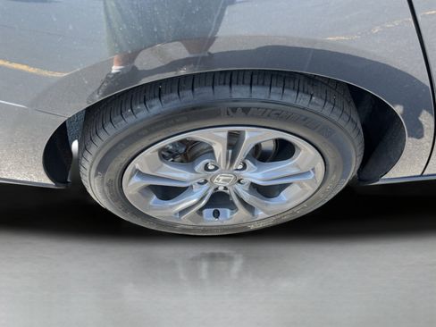 Used 2024 Honda Accord EX image 28
