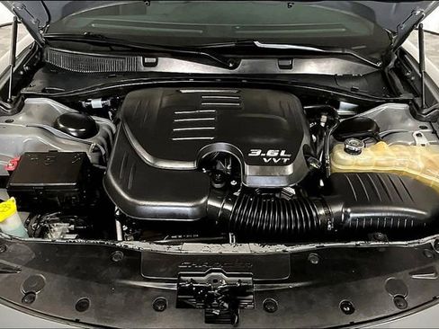 Used 2019 Dodge Charger GT image 9