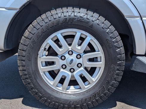 Used 2014 Ford Expedition XLT RWD image 44
