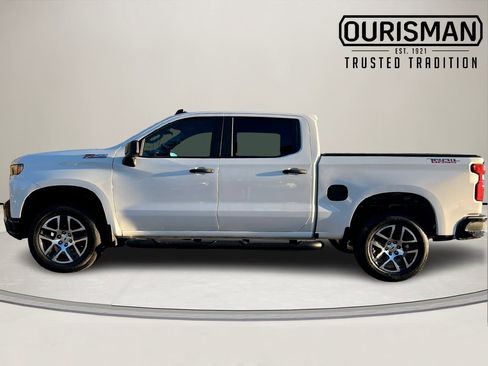 Used 2019 Chevrolet Silverado 1500 Custom Trail Boss image 3
