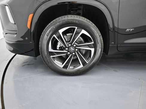 New 2026 Buick Enclave Sport Touring w/ Super Cruise Package image 8