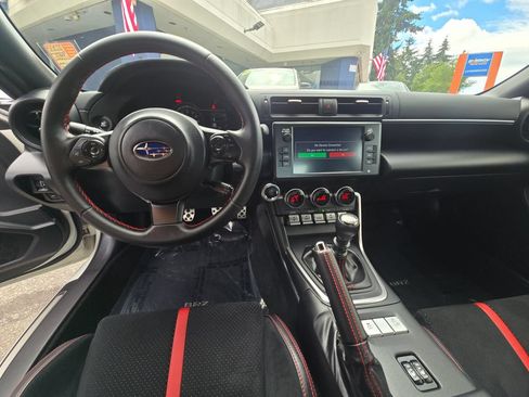 Used 2022 Subaru BRZ Limited RWD image 19