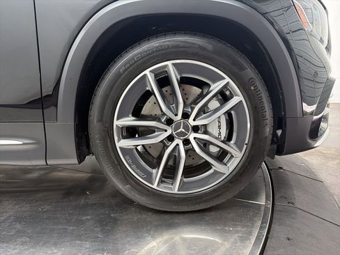 New 2026 Mercedes-Benz GLB 35 AMG 4MATIC image 9