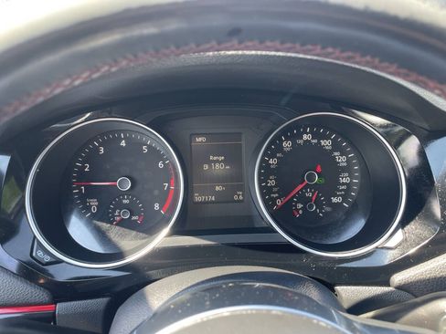 Used 2017 Volkswagen Jetta GLI FWD image 24