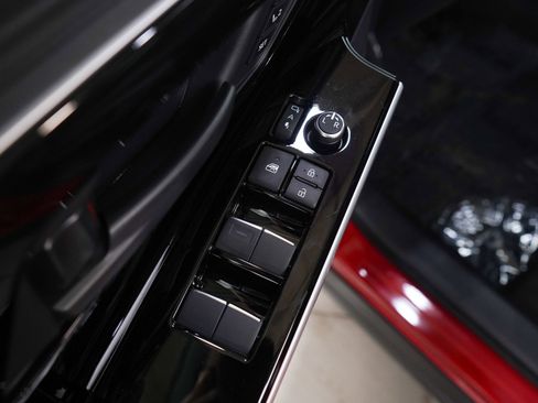 Used 2024 Subaru Solterra Touring w/ Touring Package image 21