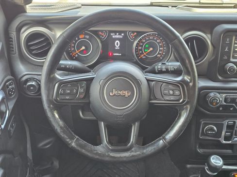 Used 2018 Jeep Wrangler Unlimited Sport S AWD/4WD image 7