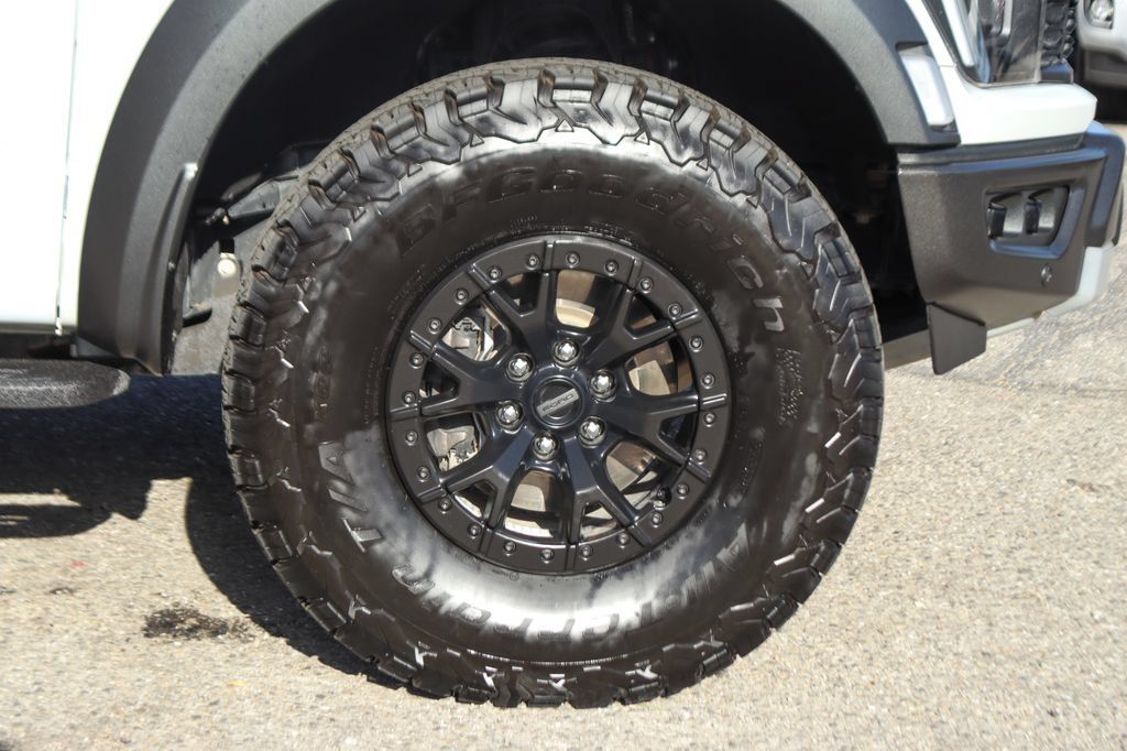 Used 2023 Ford F150 Raptor w/ Raptor 37 Performance Package AWD/4WD image 46