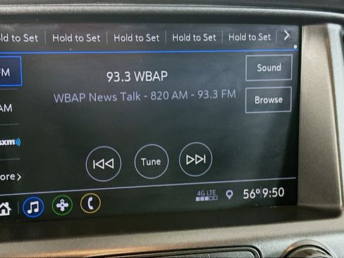 Used 2022 Chevrolet Colorado LT image 21