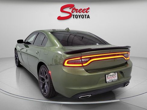 Used 2023 Dodge Charger SXT w/ Blacktop Package RWD image 2