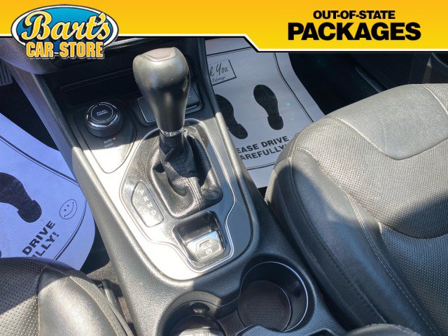 Used 2019 Jeep Cherokee Limited AWD/4WD image 31